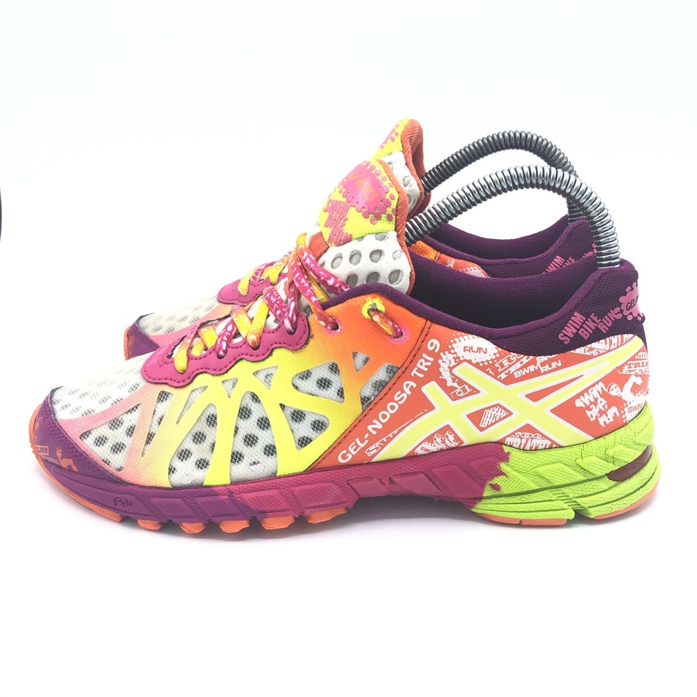 ASICS Gel-Noosa Tri 9 Woman’s Running Shoes Size 6